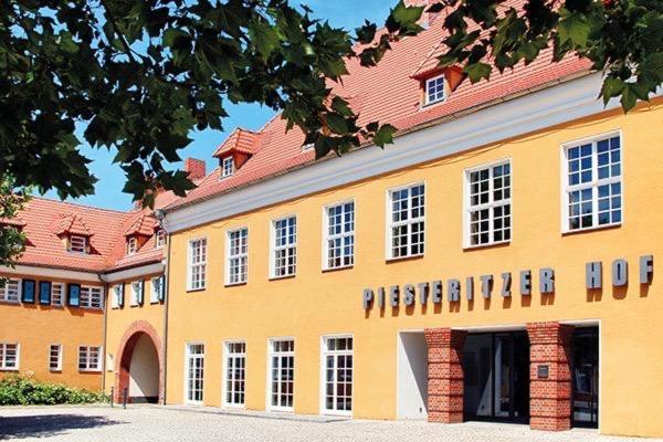 Piesteritzer Hof - Hotel Garni Wittenberg Екстер'єр фото